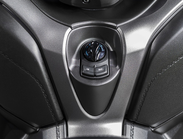 Yamaha XMAX 300 keyless ignition