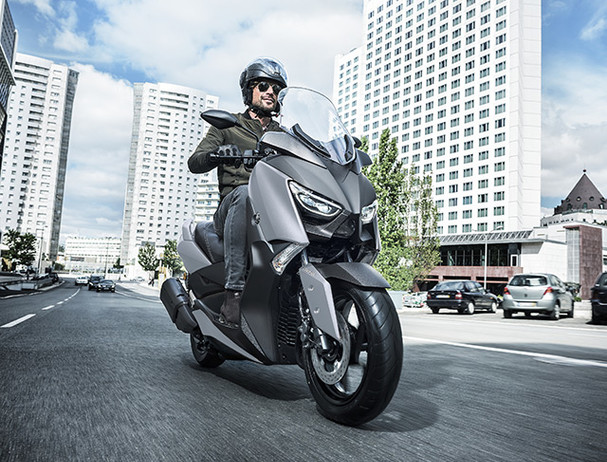 Yamaha XMAX 300 traction control system